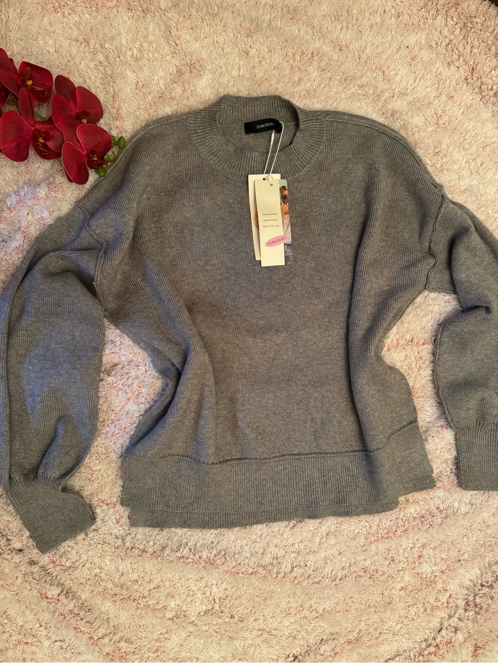 Dokotoo Gray Sweater